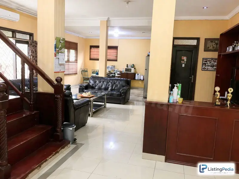 Rumah Mewah Dibawah NJOP — foto 4