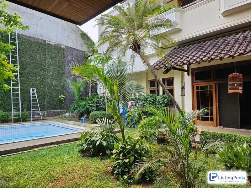 Rumah Mewah Dibawah NJOP — foto 3