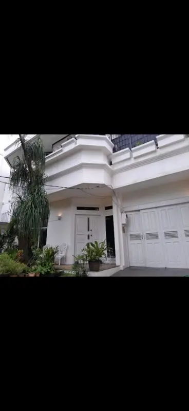 Dijual Rumah Pondok Indah Gedung Hijau Siap Pakai
