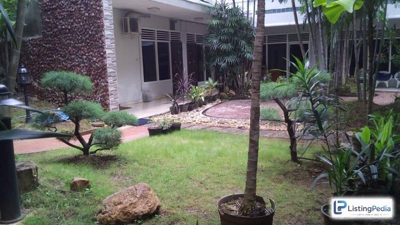 DIJUAL RUMAH DENGAN 2 ARAH JLN BERBEDA — foto 3