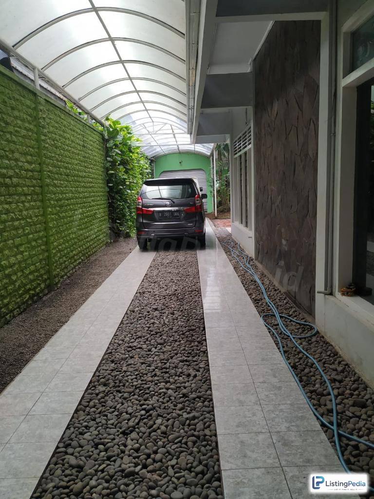 DIJUAL RUMAH DENGAN 2 ARAH JLN BERBEDA — foto 4