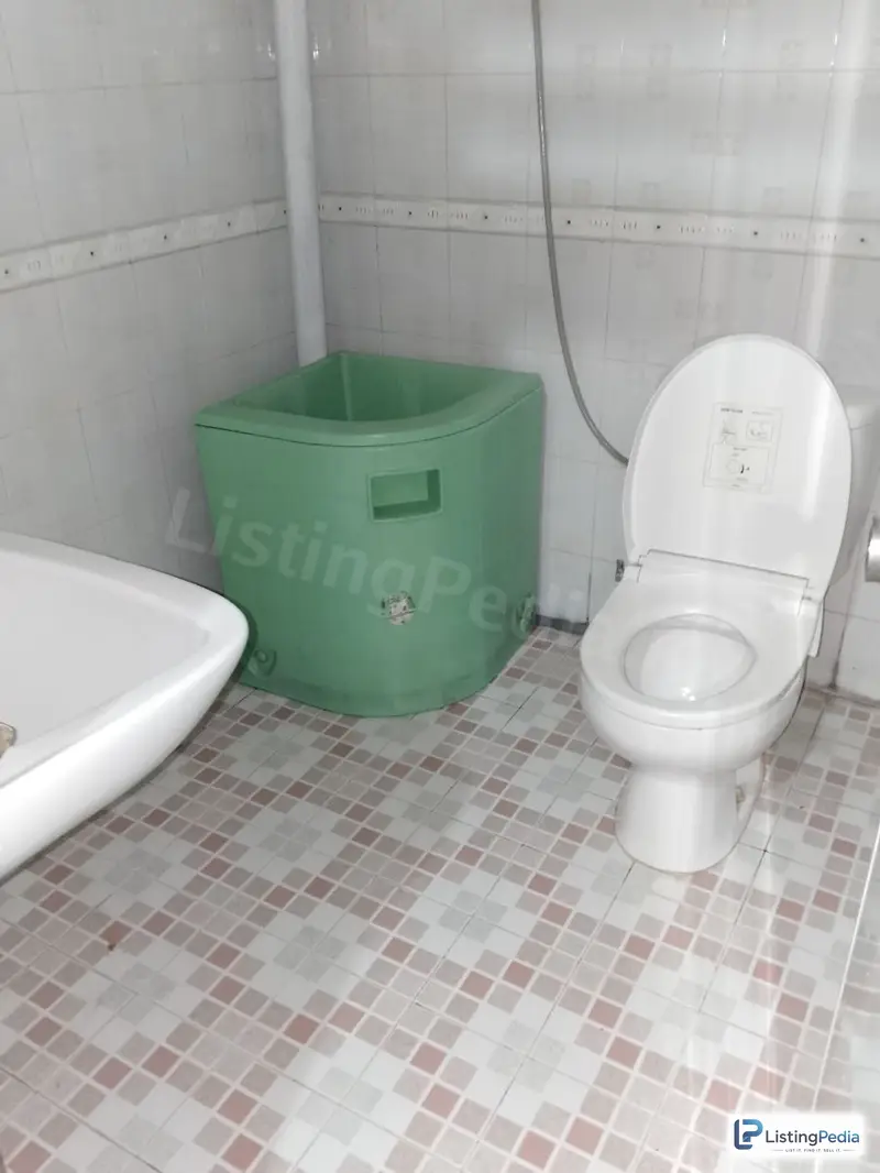 Rmh 2 Lantai di Pusat Kota Pontianak — foto 5