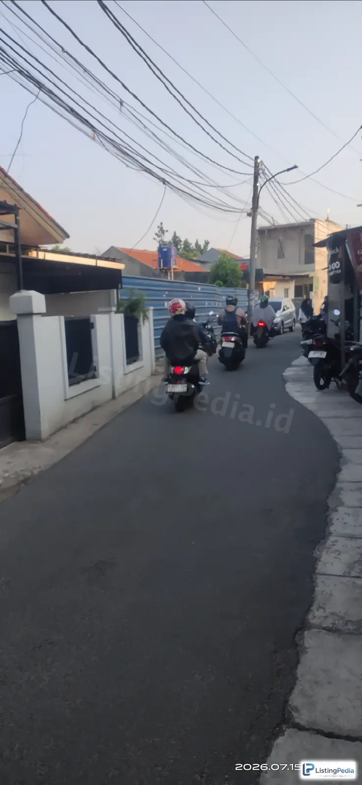 Rumah 2 Lantai — foto 2