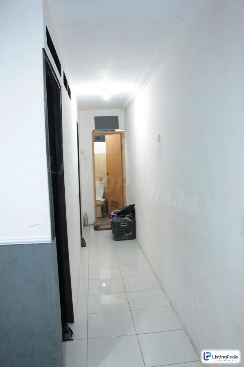 Rumah Mewah 2 Lantai Dekat Samsat Ciledug — foto 1