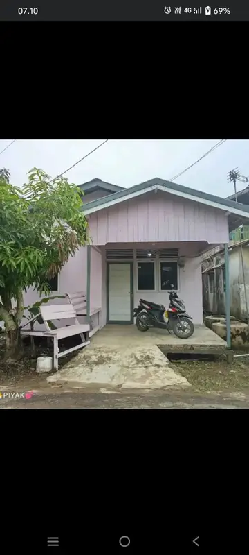 Di jual rmh kayu lantay papan lokasi jln jeruju TPI