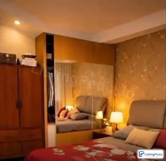 Dijual Rumah 2 Lantai di Daerah Laguna Indah Cempaka Putih Timur - Jakarta Pusat — foto 2