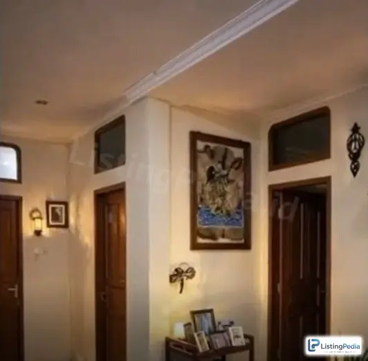 Dijual Rumah 2 Lantai di Daerah Laguna Indah Cempaka Putih Timur - Jakarta Pusat — foto 1