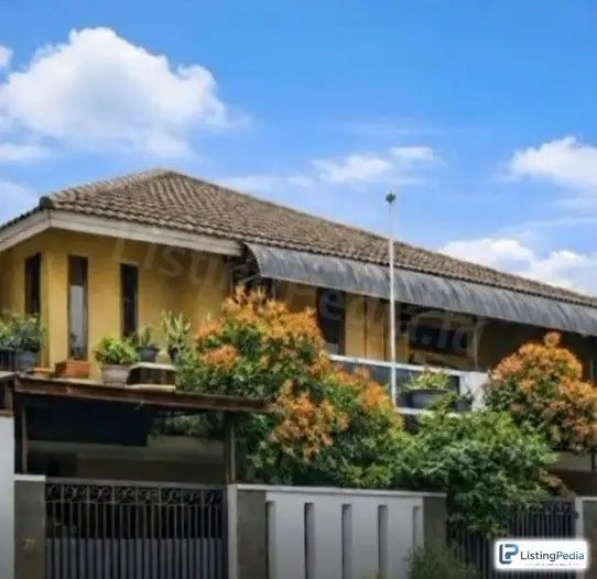 Dijual Rumah 2 Lantai di Daerah Laguna Indah Cempaka Putih Timur - Jakarta Pusat — foto 3
