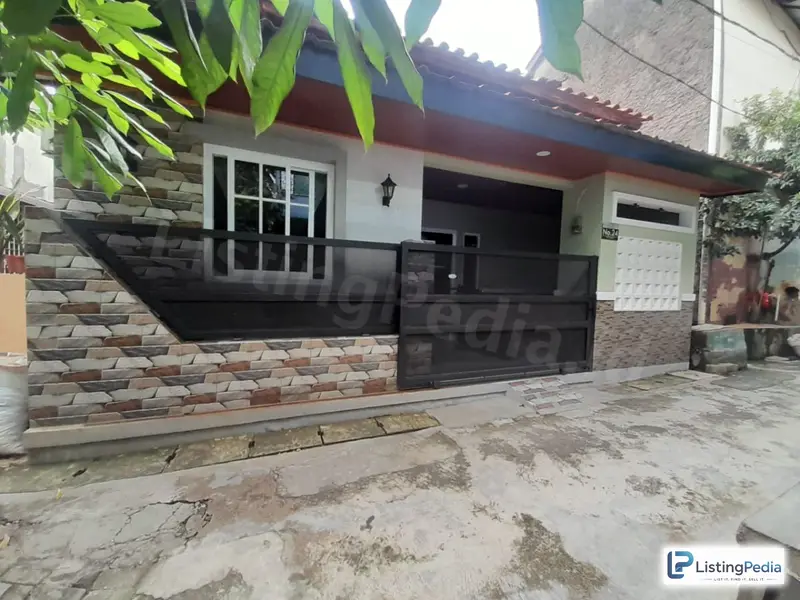 Jual Rumah Tinggal dan Kontrakan — foto 1