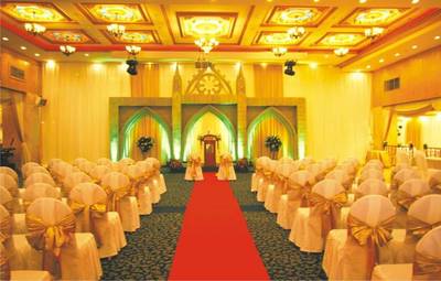 DIJUAL HOTEL BINTANG 4 TURUN HARGA LOKASI JANTUNG KOTA JKT 