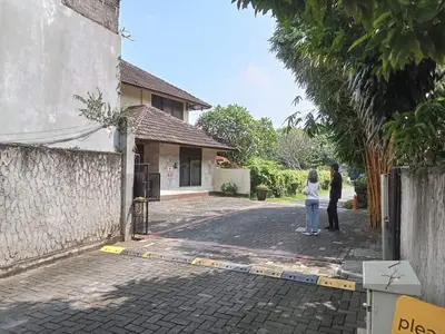 Dijual Rumah Cantik Murah Bawah NJOP