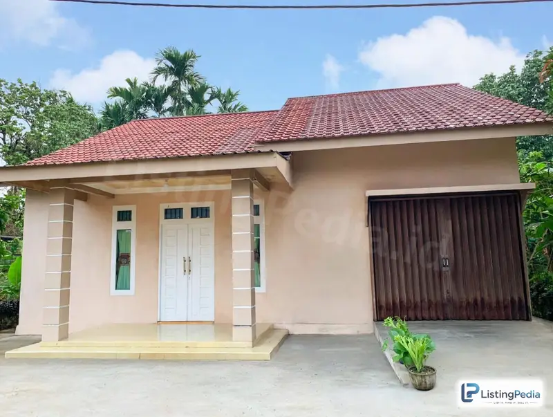 Rumah Tinggal di Pal 5 Kota Pontianak Dekat Spbu — foto 4