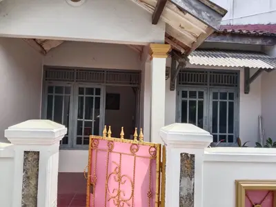 Rumah di Bumi Agung Permai