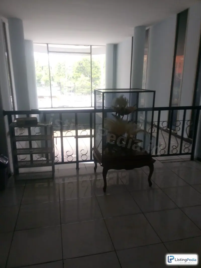 Dijual Gedung Kantor 3 Lantai — foto 1