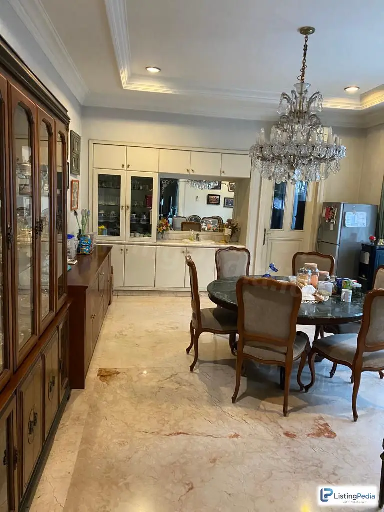 Dijual Rumah Dipati Unus Kebayoran Baru — foto 5