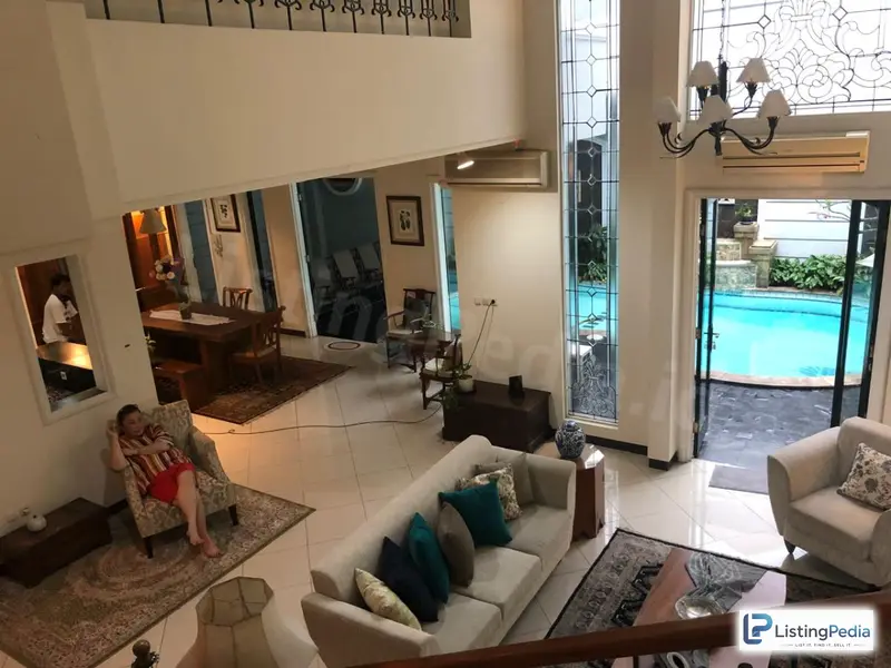 Disewakan Rumah Pondok Indah — foto 1
