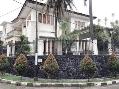 Dijual Rumah Palmerah Jakbar 4 Lantai