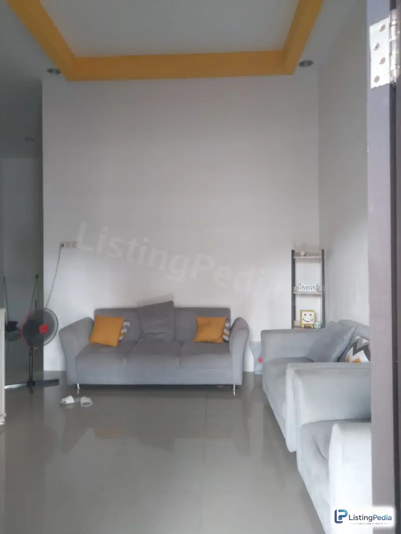 Rumah & Isinya di Jl Petani (Danau Sentarum) — foto 4