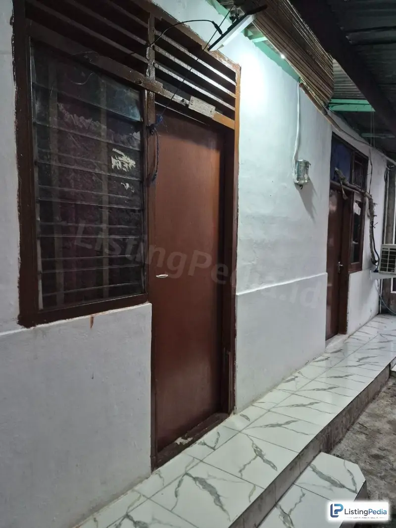 Dijual Cepat dan Murah Rumah Tinggal dan Kontrakan 4 Pintu — foto 3