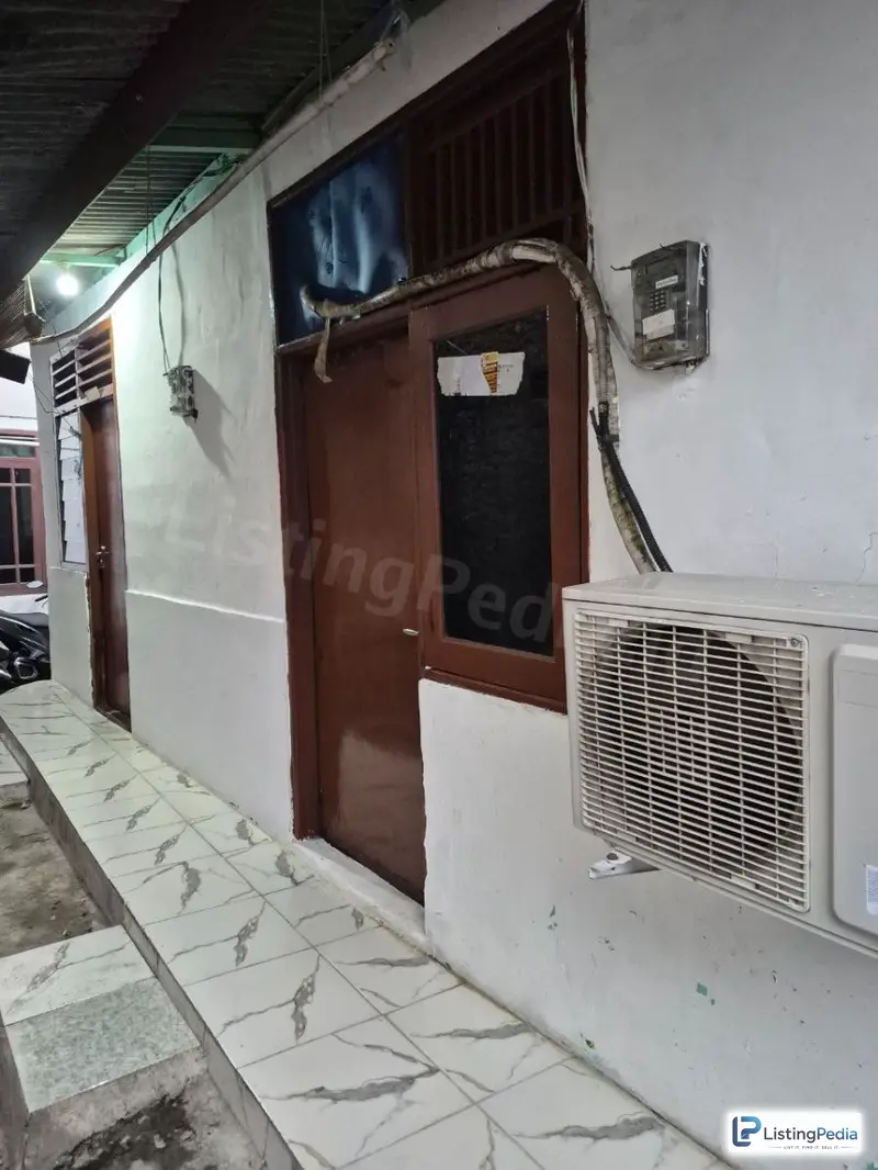 Dijual Cepat dan Murah Rumah Tinggal dan Kontrakan 4 Pintu — foto 1