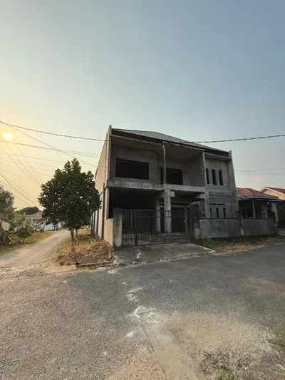 Rumah 2 Lantai Posisi Hook SHM Trikora Banjarbaru (Luas Tanah 208 M²) - Nego Sampai Jadi
